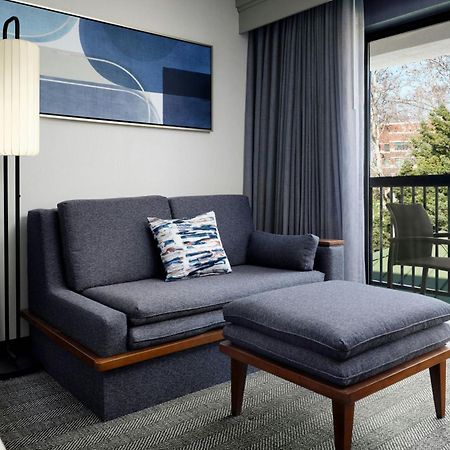 Courtyard By Marriott Stockton Hotel Eksteriør billede