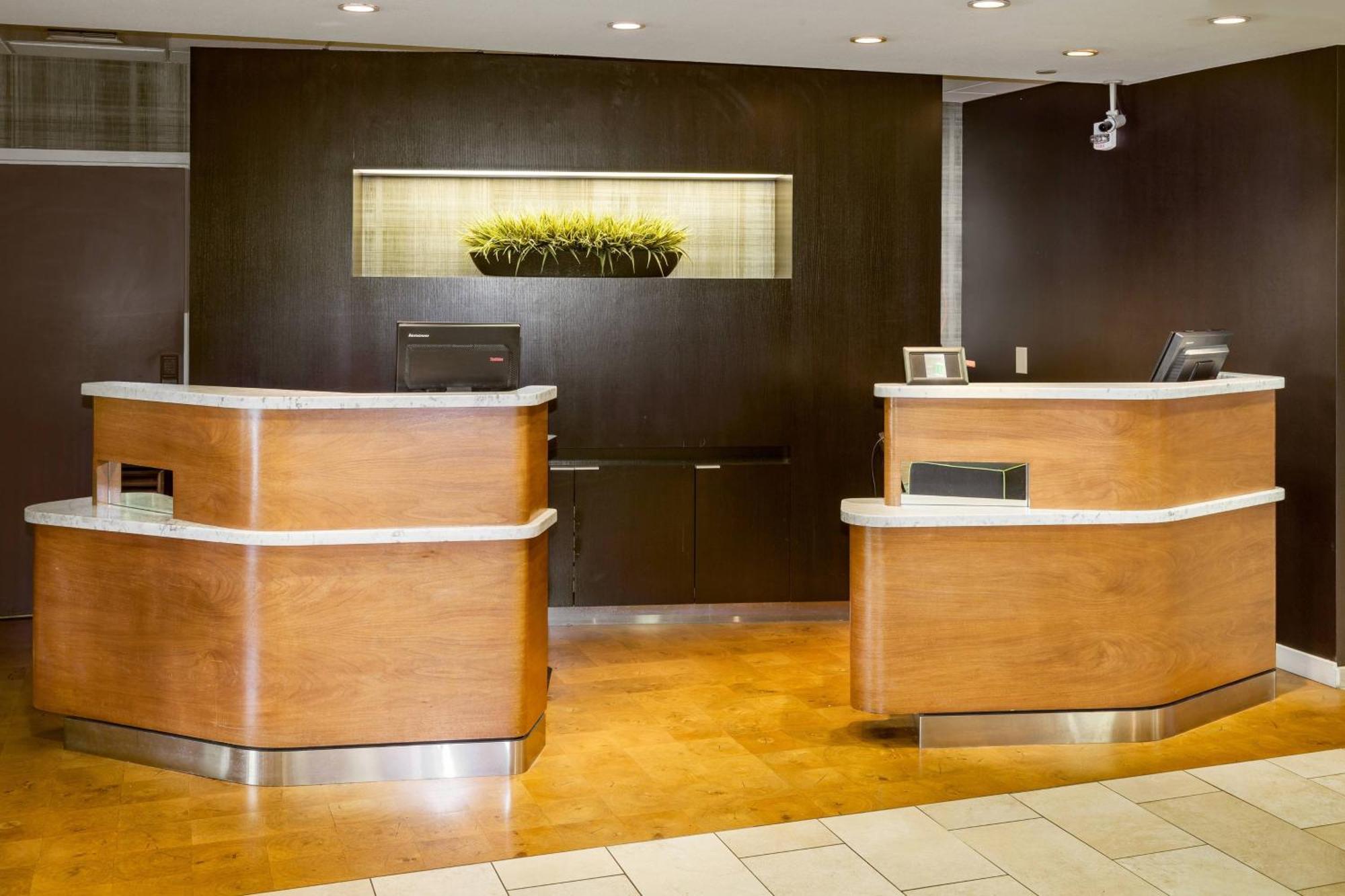 Courtyard By Marriott Stockton Hotel Eksteriør billede