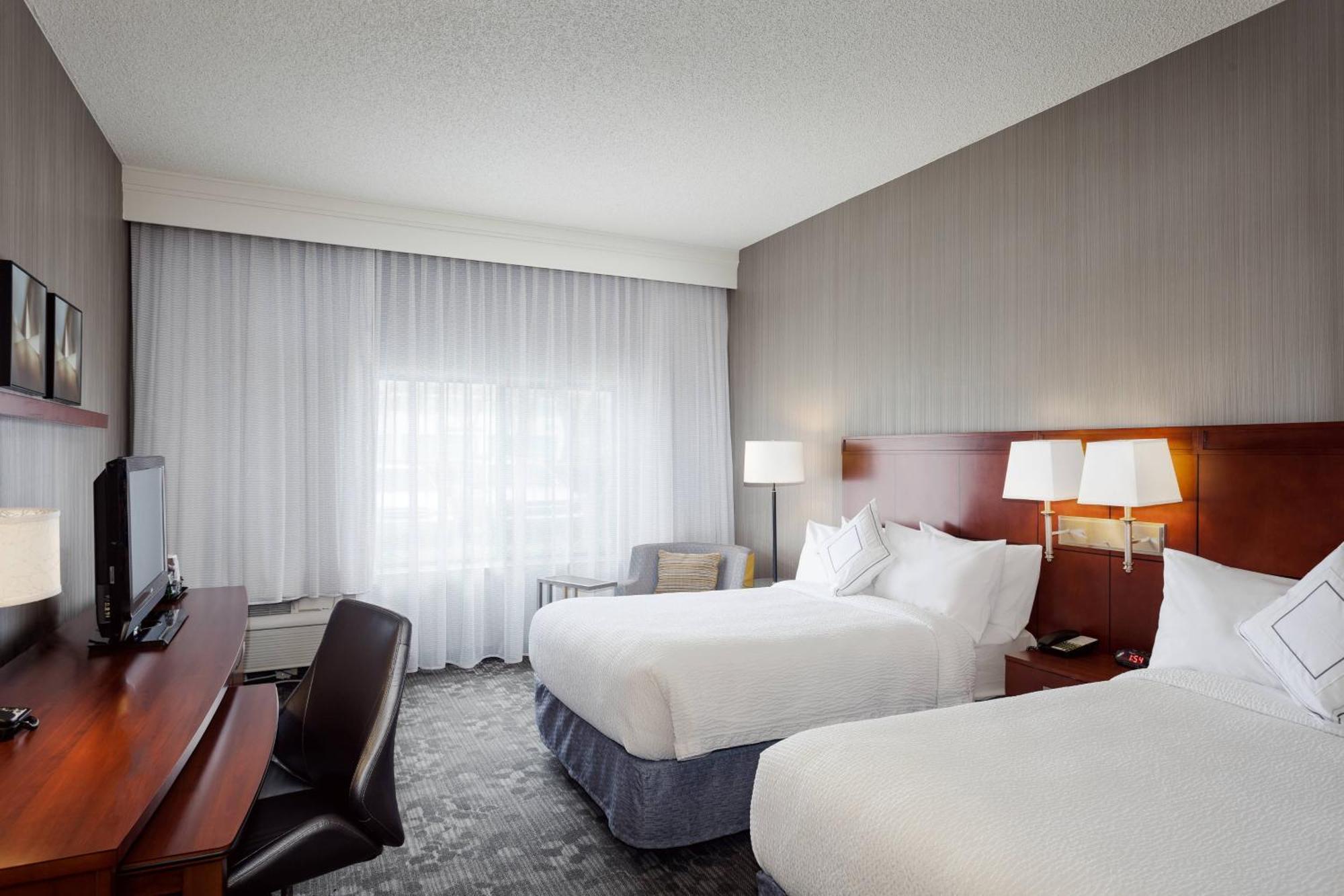 Courtyard By Marriott Stockton Hotel Eksteriør billede