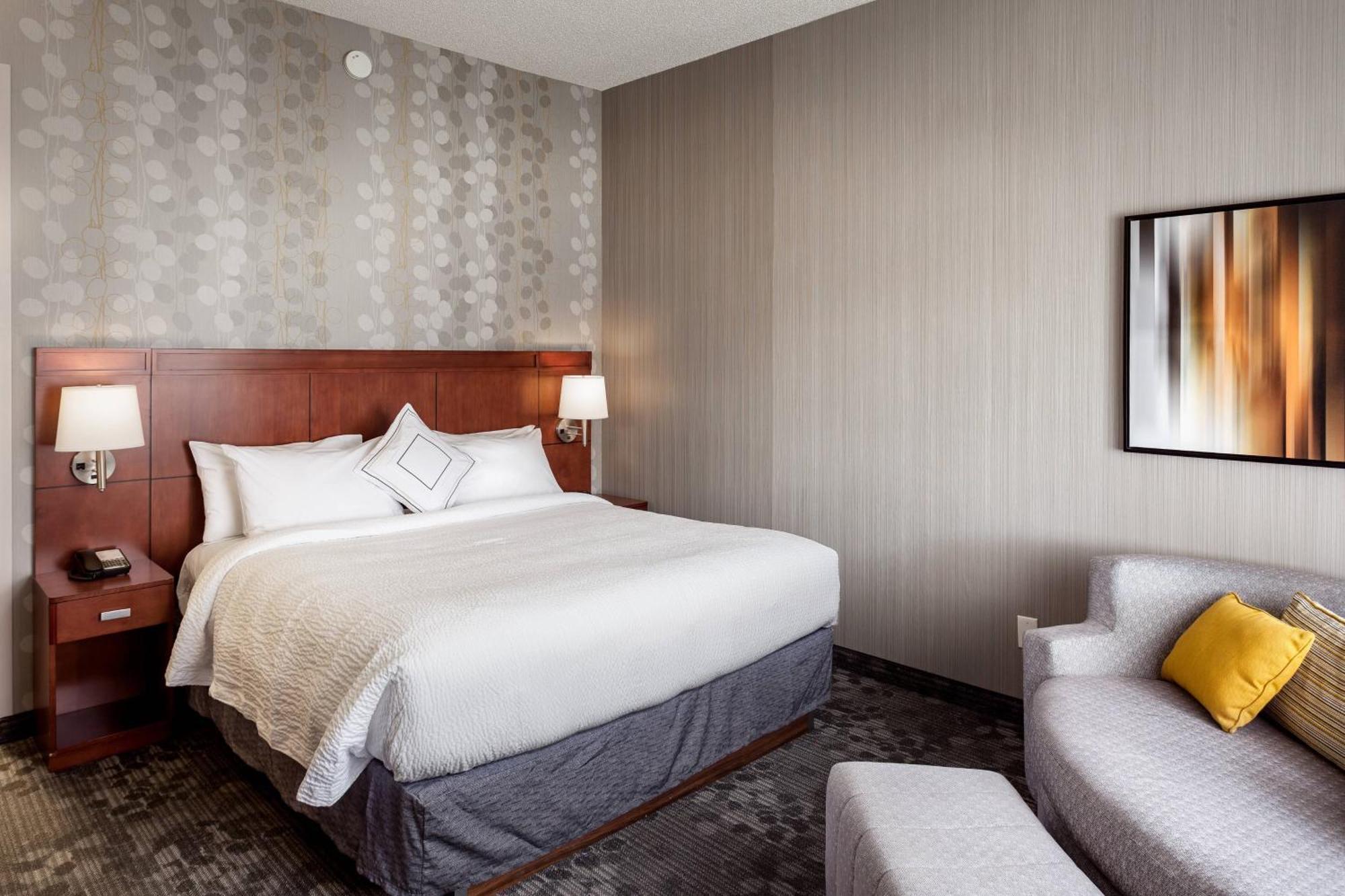 Courtyard By Marriott Stockton Hotel Eksteriør billede