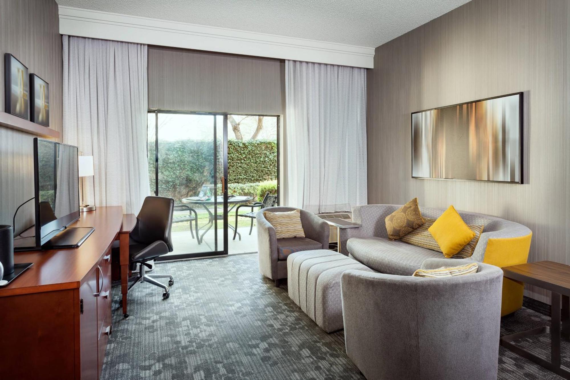 Courtyard By Marriott Stockton Hotel Eksteriør billede