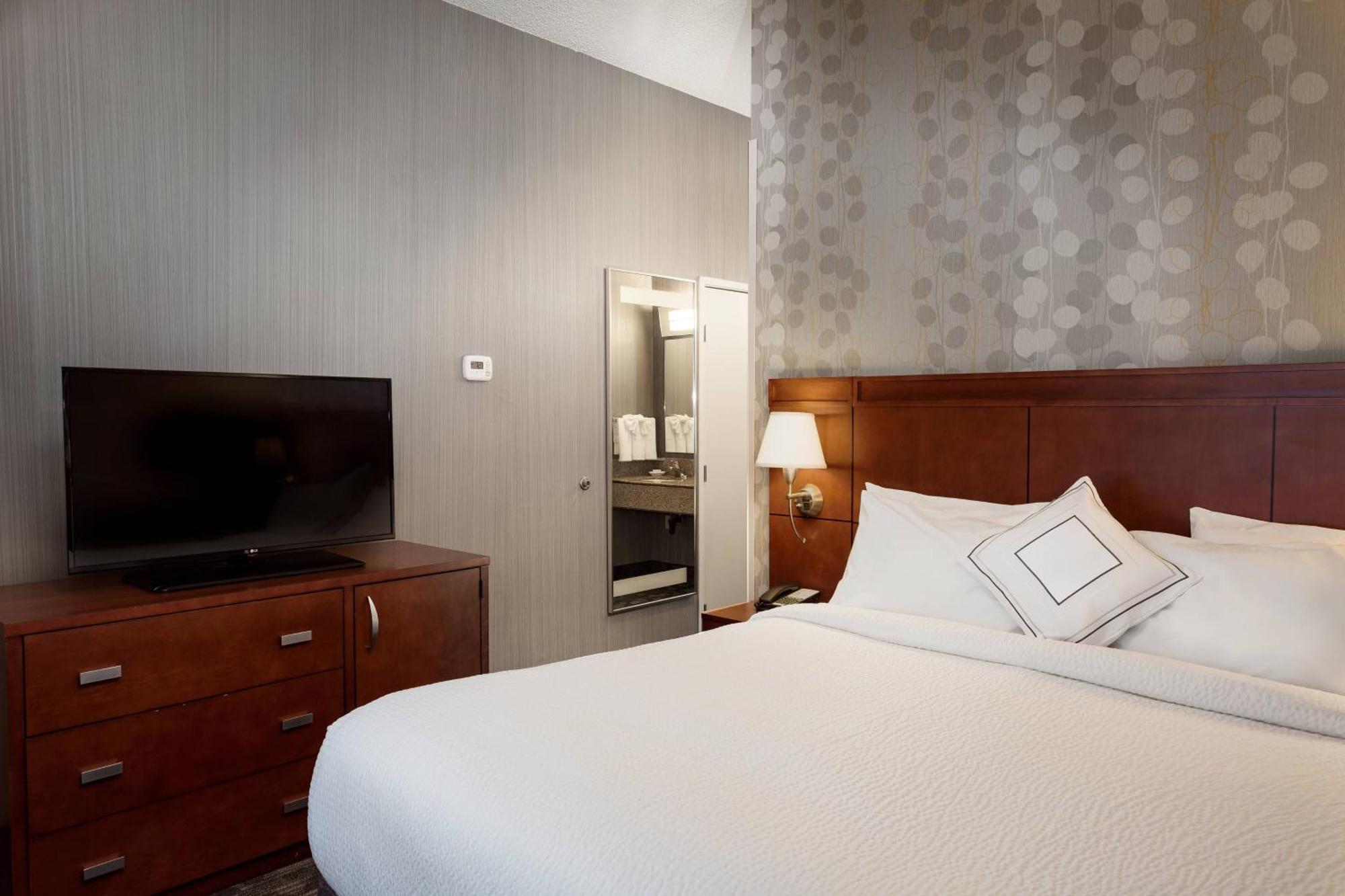 Courtyard By Marriott Stockton Hotel Eksteriør billede