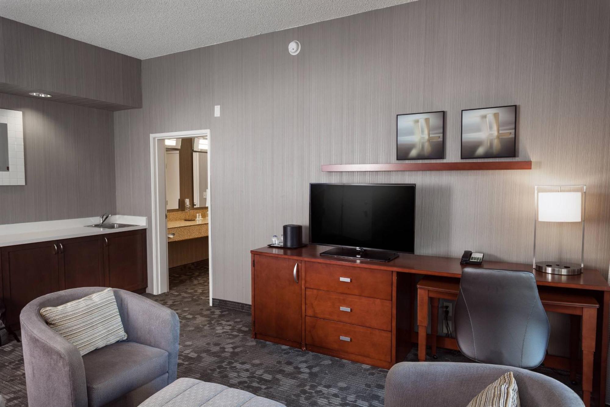 Courtyard By Marriott Stockton Hotel Eksteriør billede