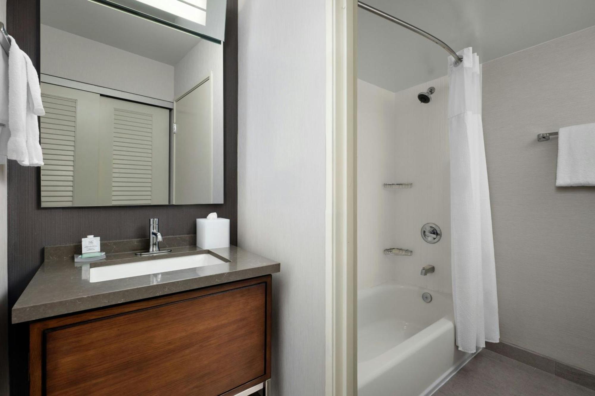 Courtyard By Marriott Stockton Hotel Eksteriør billede