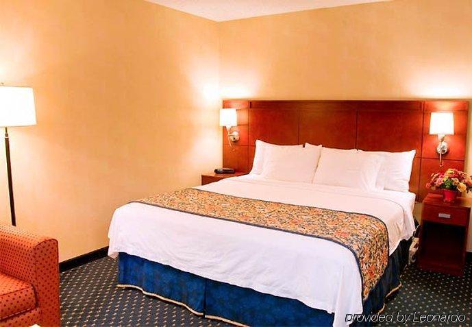 Courtyard By Marriott Stockton Hotel Eksteriør billede