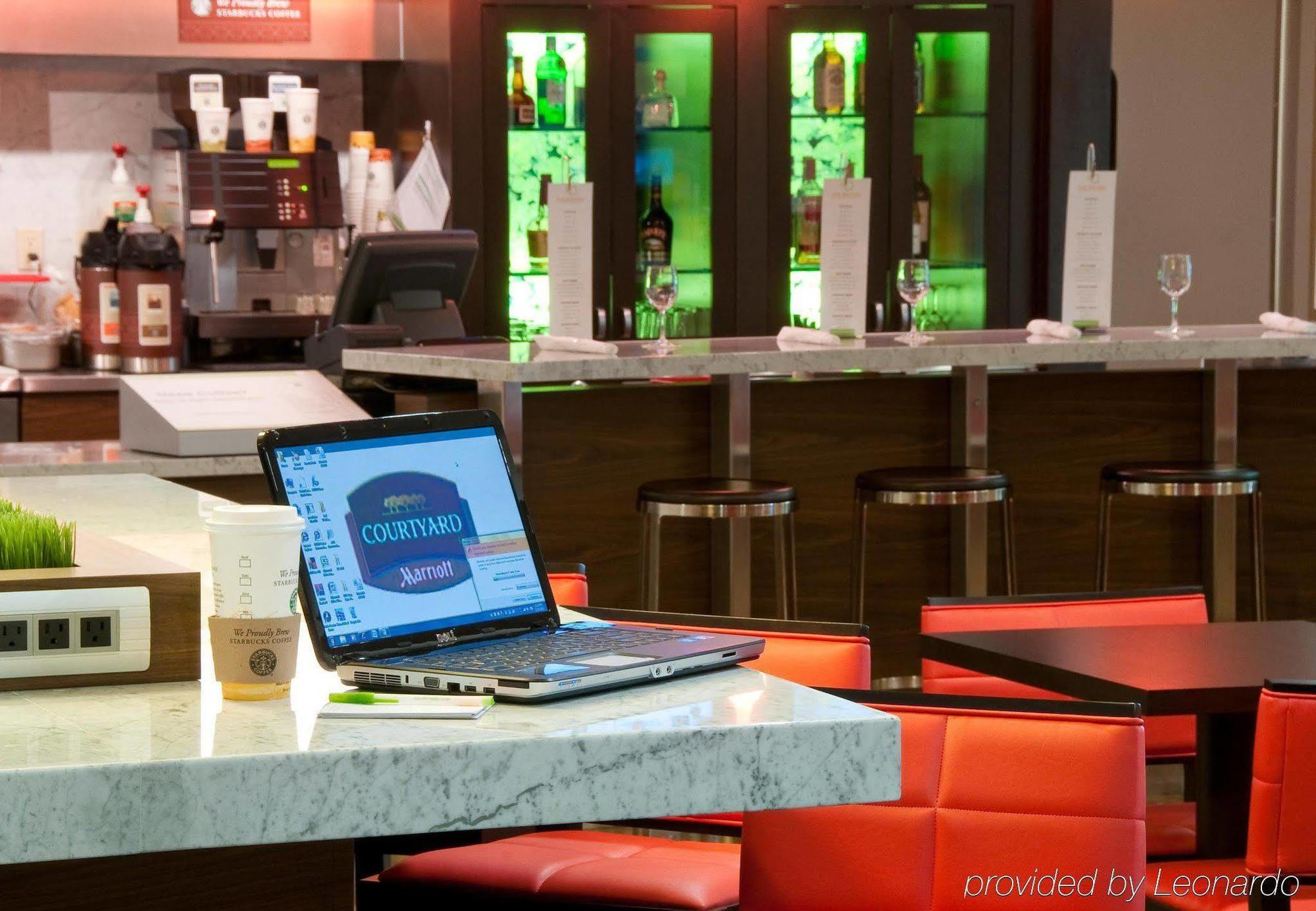 Courtyard By Marriott Stockton Hotel Eksteriør billede